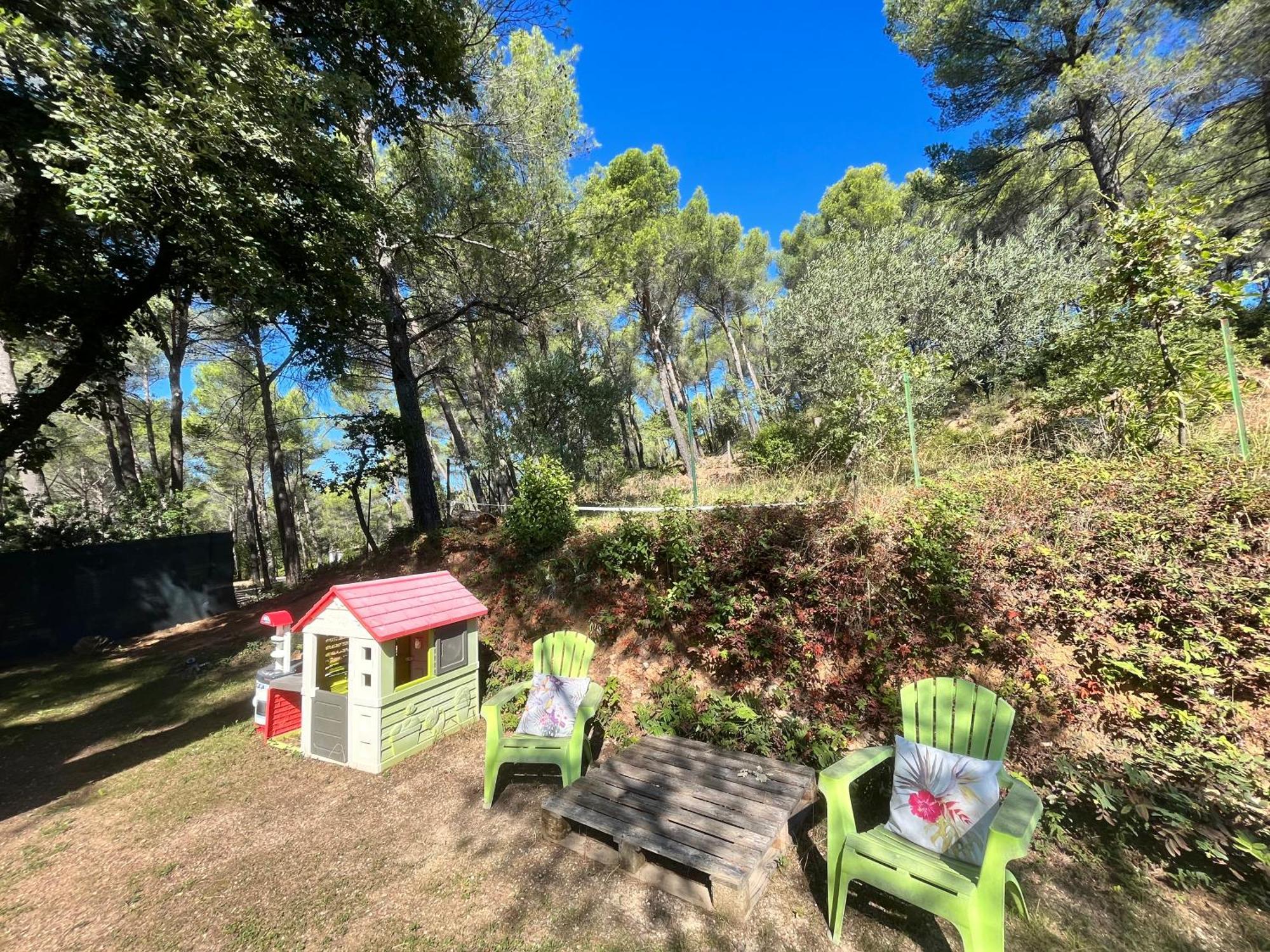 Maison Provencale Au Calme De La Campagne Avec Jacuzzi Aix-en-Provence Bagian luar foto