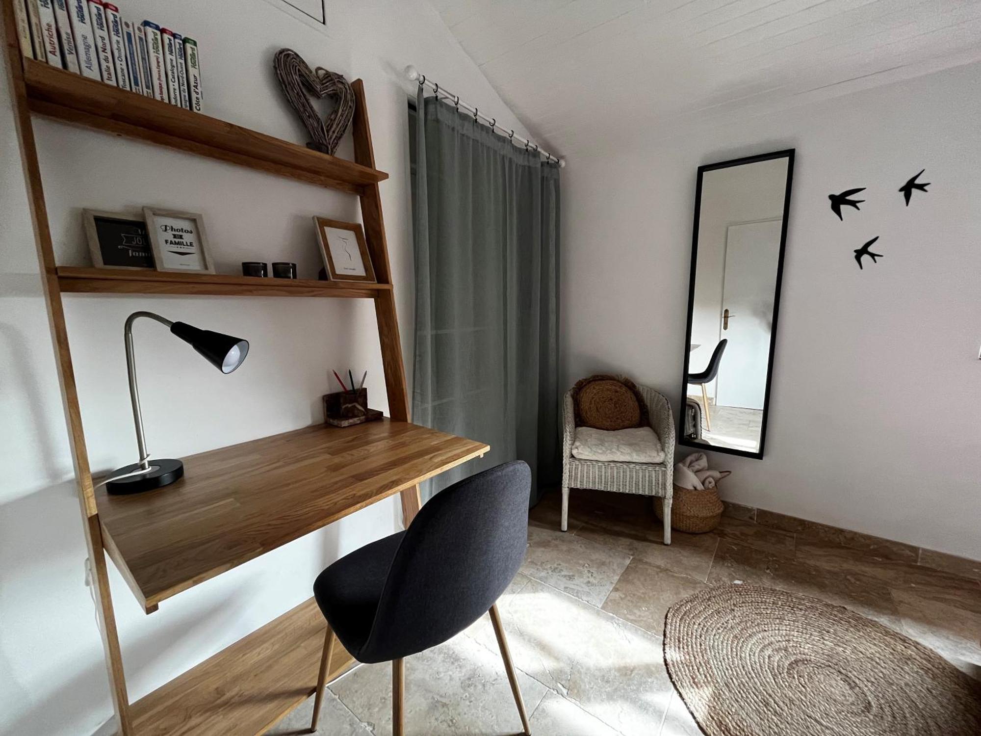 Maison Provencale Au Calme De La Campagne Avec Jacuzzi Aix-en-Provence Bagian luar foto